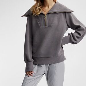 Varley oversized 1/2 zip pullover sweatshirt